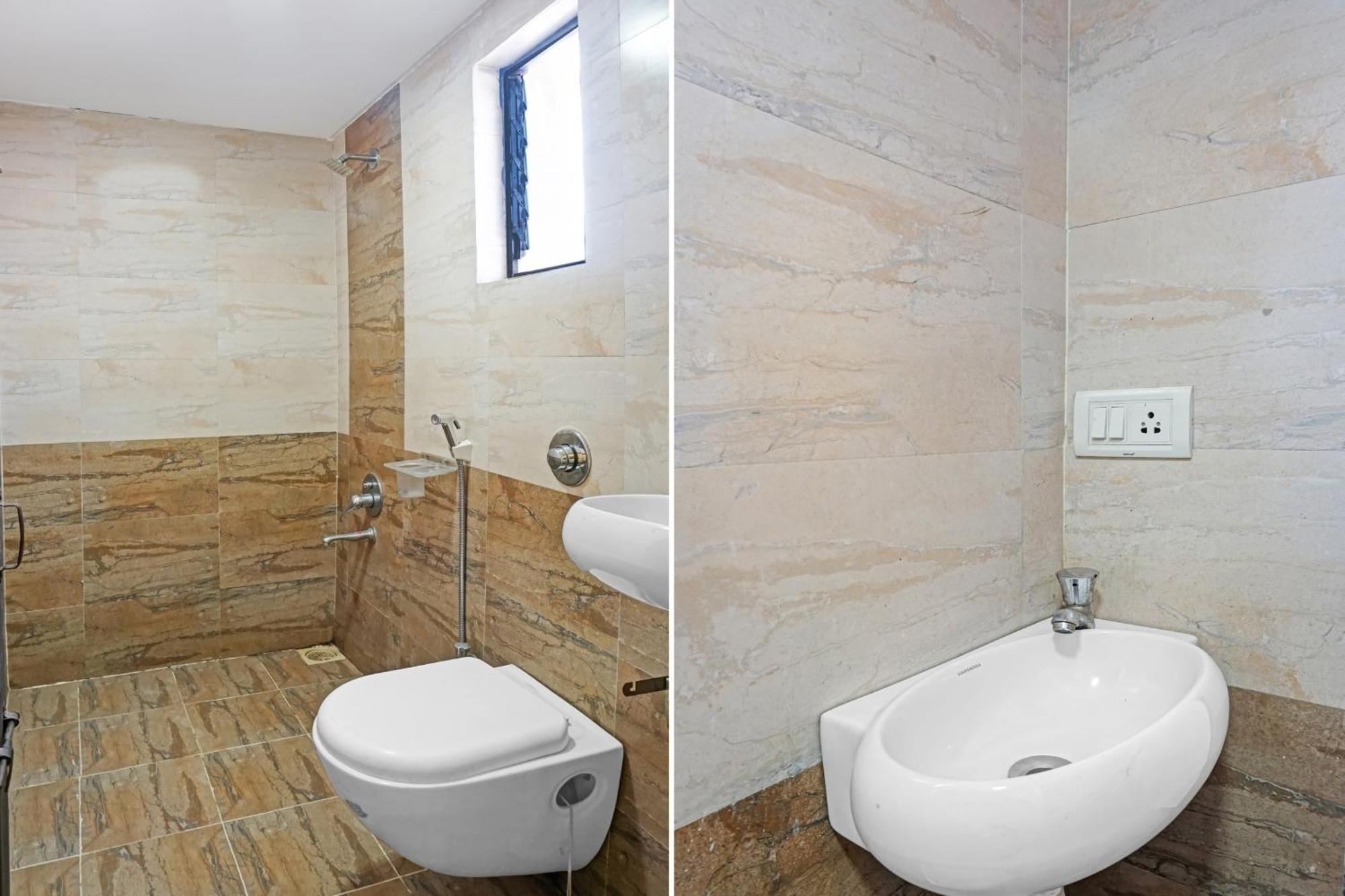 Hotel O 24K Inn Mundhva Екстериор снимка